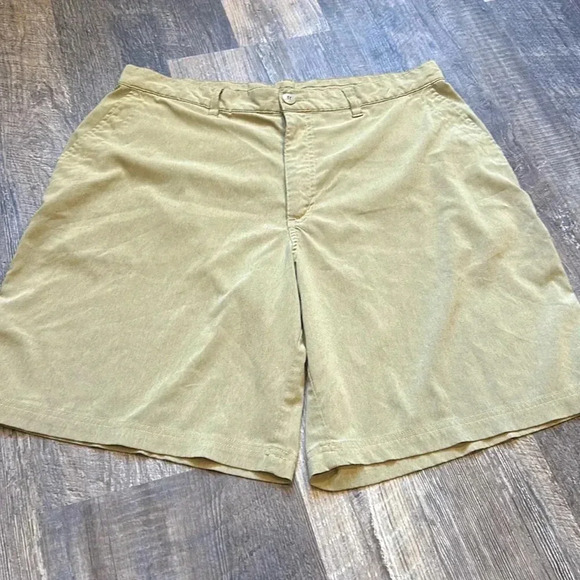 Patagonia shorts size 38 - Picture 1 of 10
